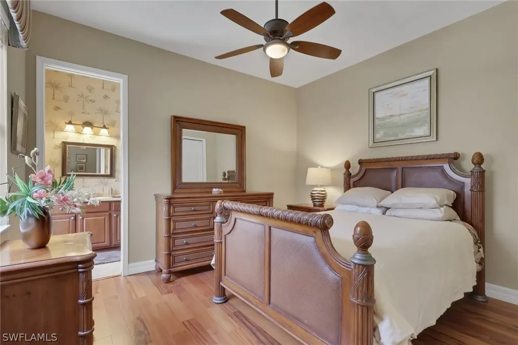 383 Cypress Way W Naples FL 34110