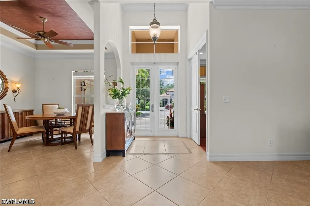 383 Cypress Way W Naples FL 34110
