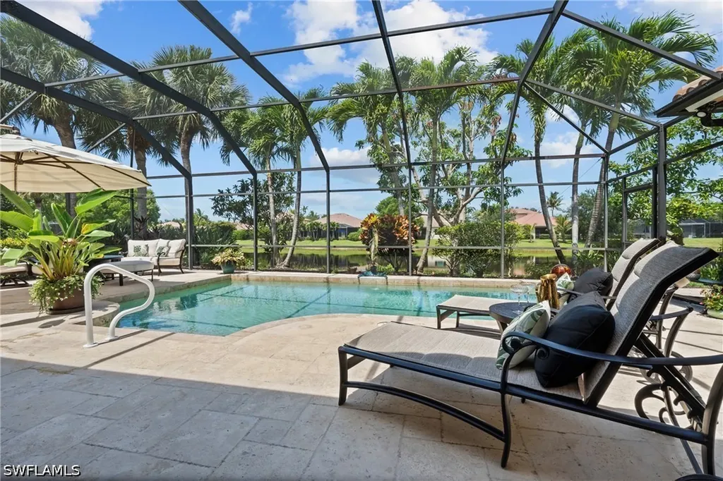 383 Cypress Way W Naples FL 34110