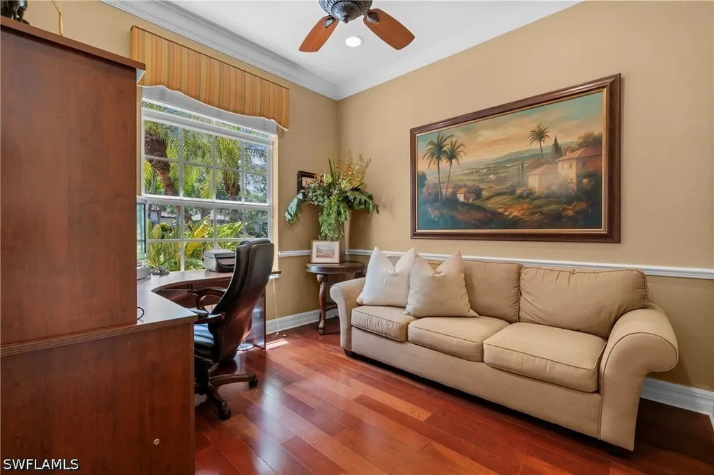 383 Cypress Way W Naples FL 34110