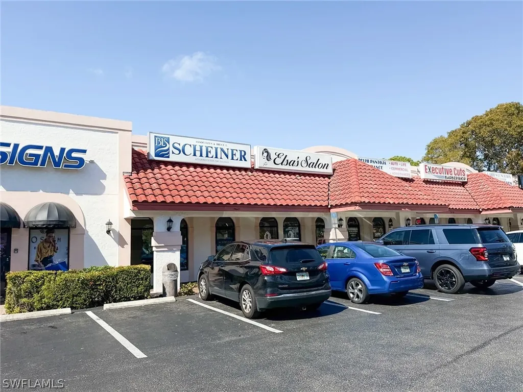 2650 Airport Road S Naples FL 34112
