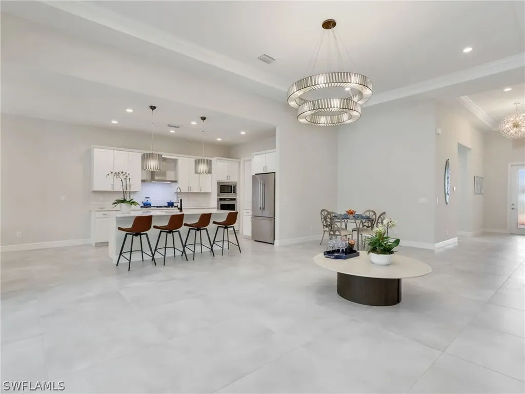 9252 Cayman Drive Naples FL 34114