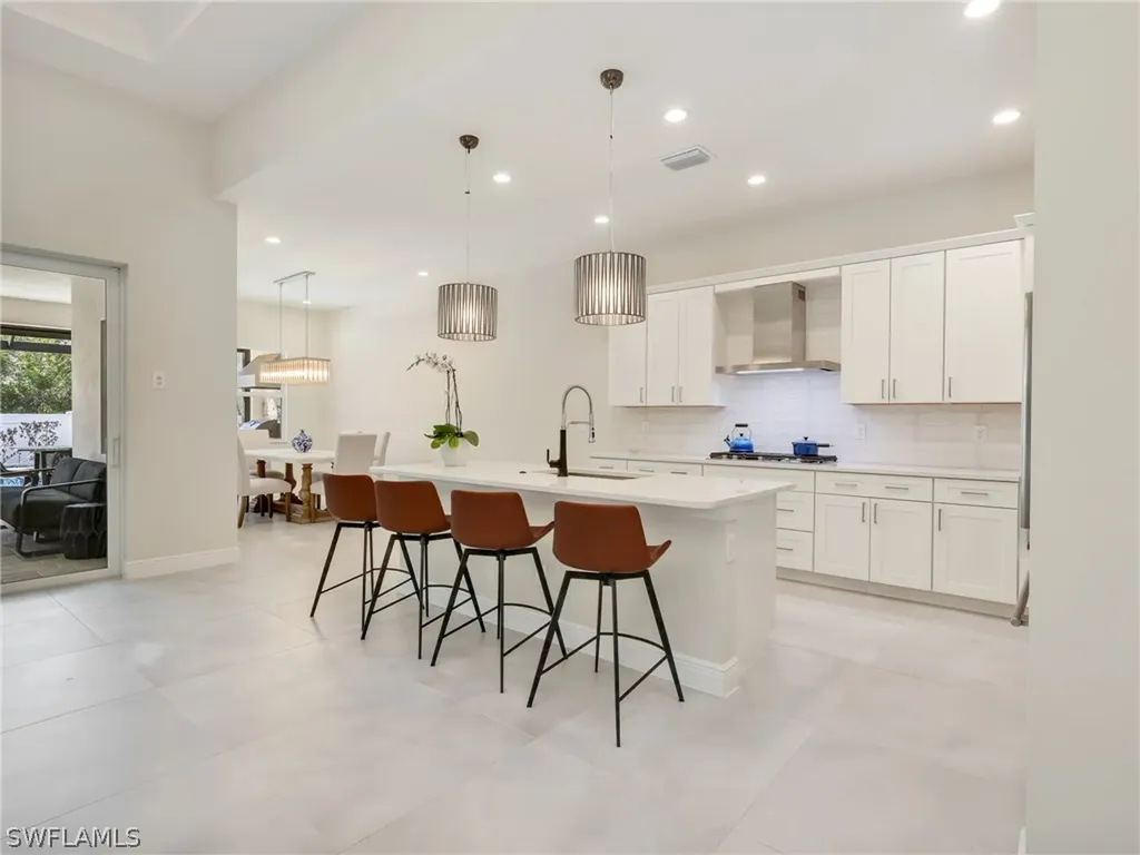 9252 Cayman Drive Naples FL 34114