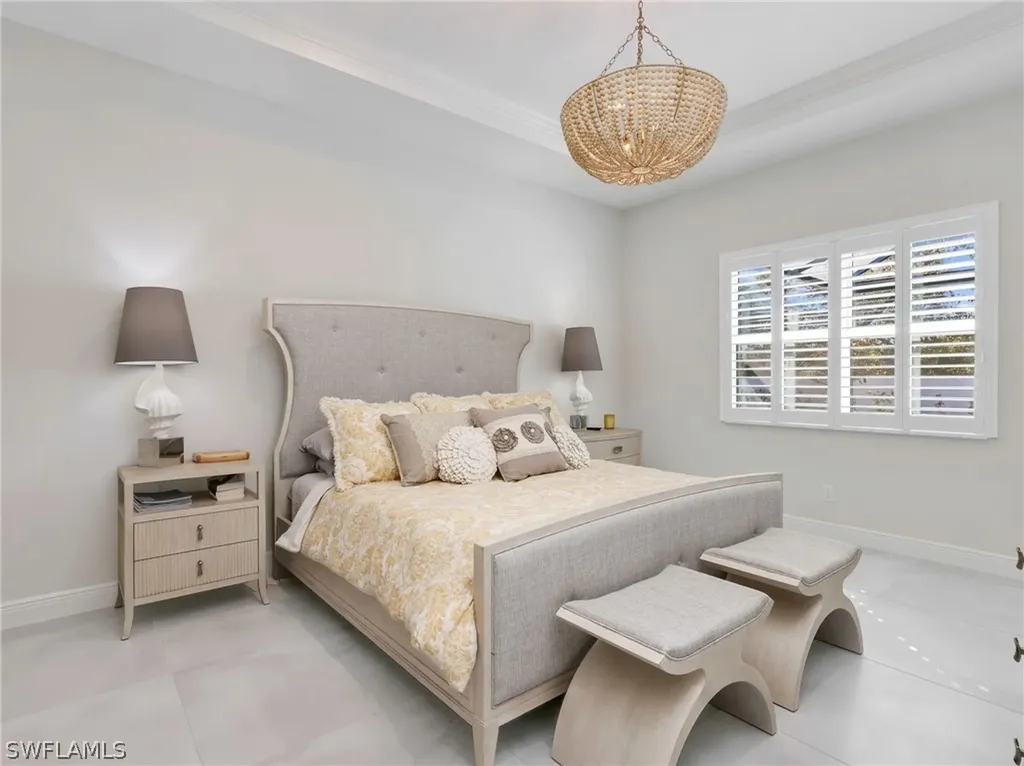 9252 Cayman Drive Naples FL 34114