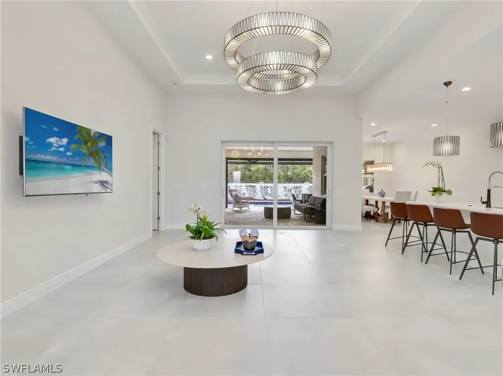 9252 Cayman Drive Naples FL 34114