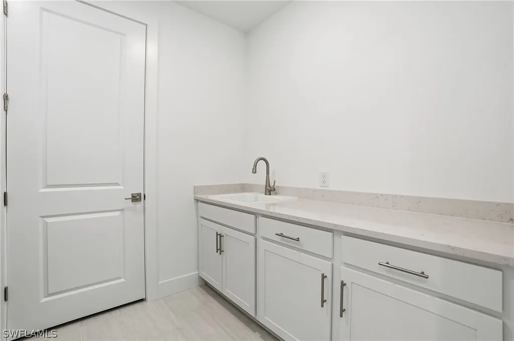 2148 Sequoia Court Naples FL 34120