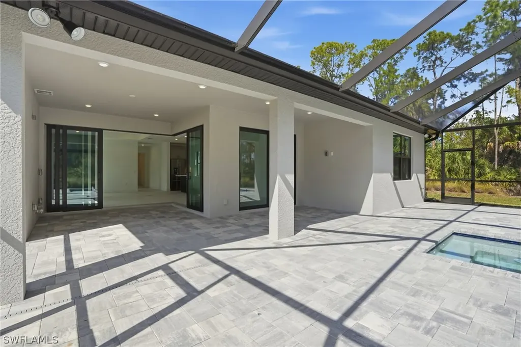 2148 Sequoia Court Naples FL 34120