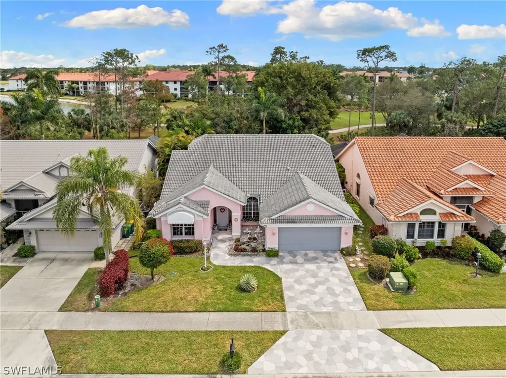 256 Countryside Drive Naples FL 34104