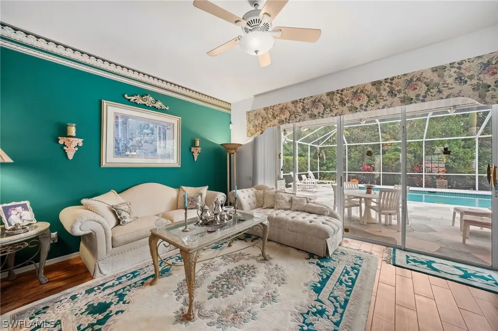 256 Countryside Drive Naples FL 34104
