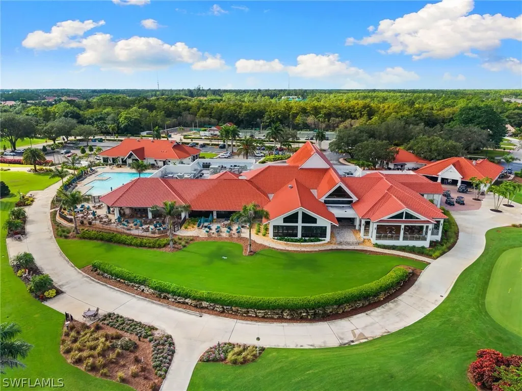 256 Countryside Drive Naples FL 34104