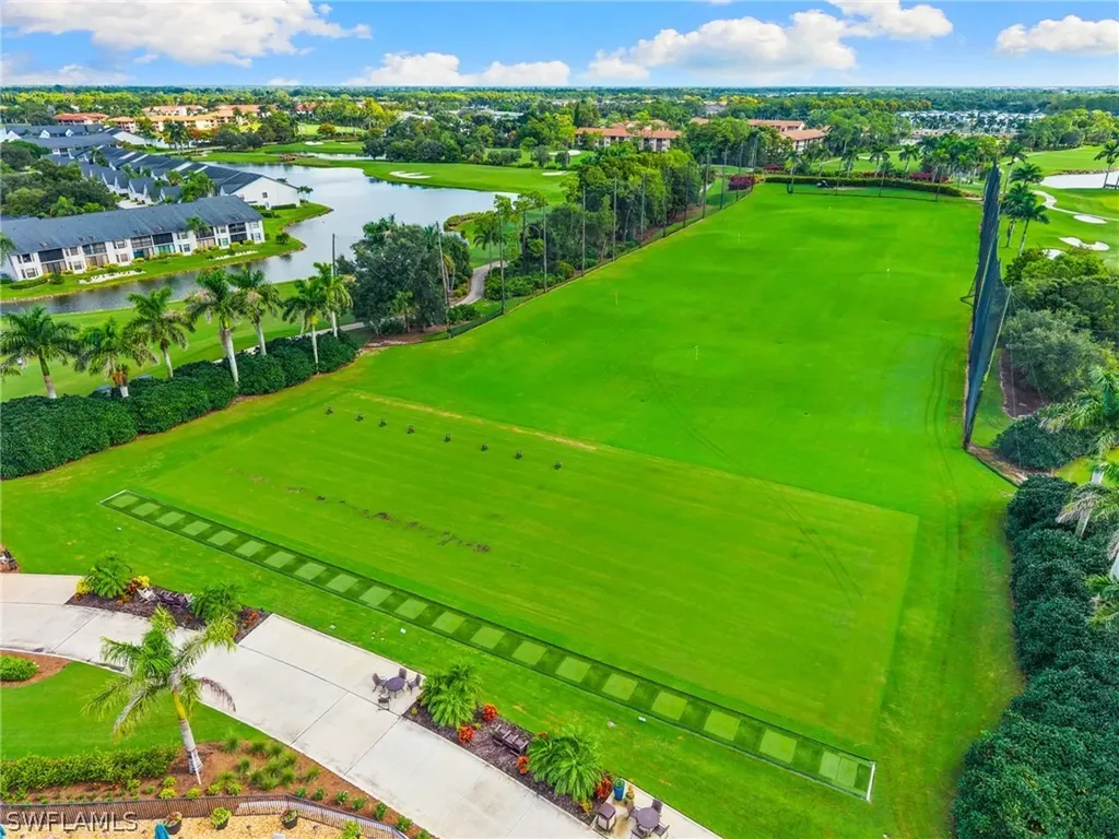 256 Countryside Drive Naples FL 34104
