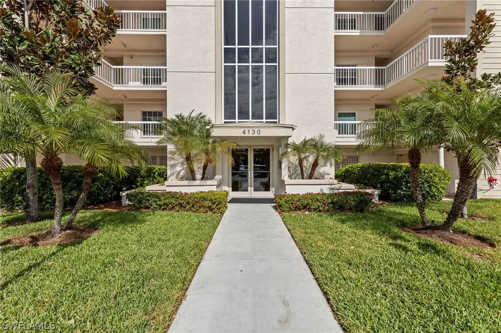 4130 Bayhead Drive Bonita Springs FL 34134
