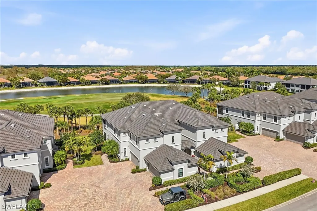 12045 Covent Garden Court Naples FL 34120
