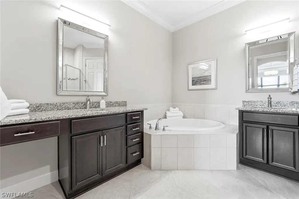 12045 Covent Garden Court Naples FL 34120