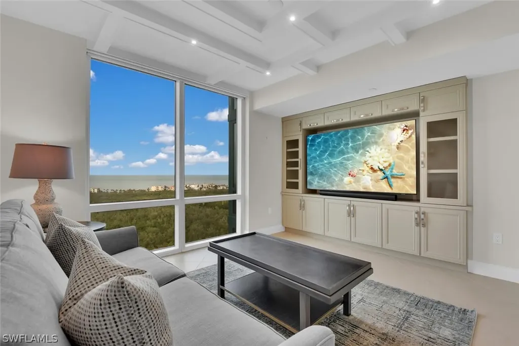 7515 Pelican Bay Boulevard Naples FL 34108