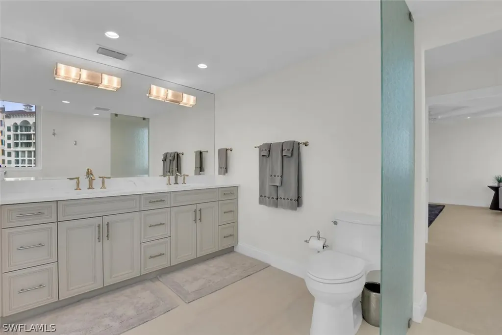 7515 Pelican Bay Boulevard Naples FL 34108