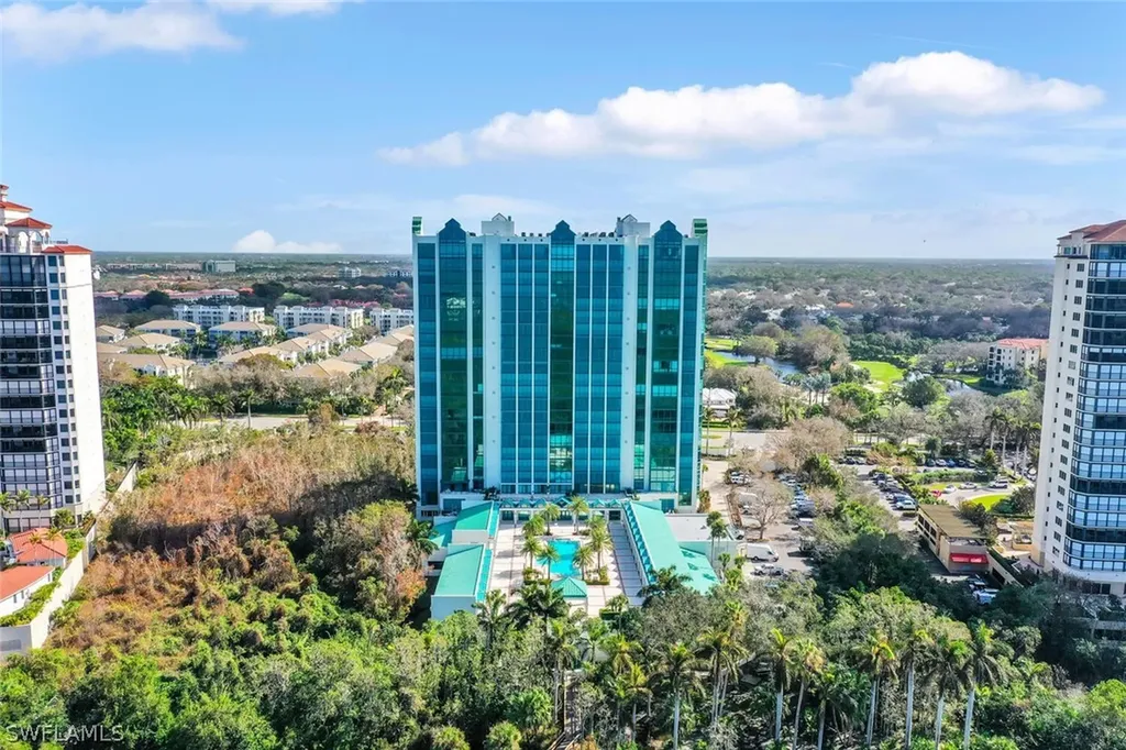 7515 Pelican Bay Boulevard Naples FL 34108