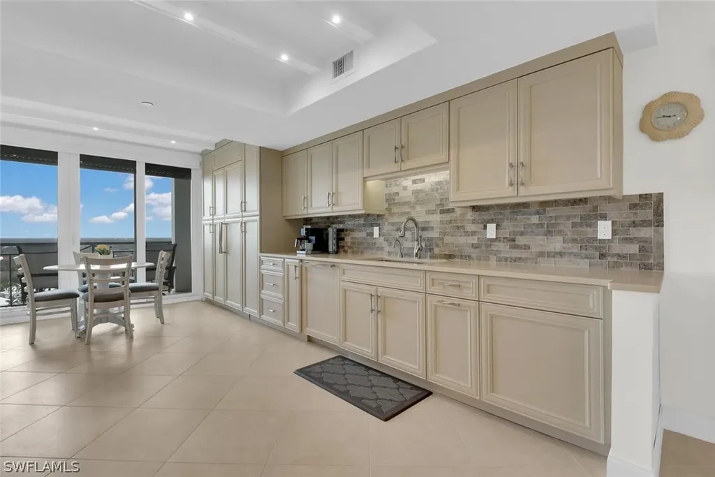 7515 Pelican Bay Boulevard Naples FL 34108