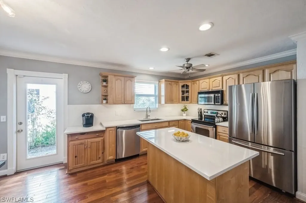 1154 Vernon Place Marco Island FL 34145