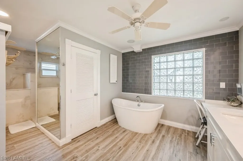1154 Vernon Place Marco Island FL 34145