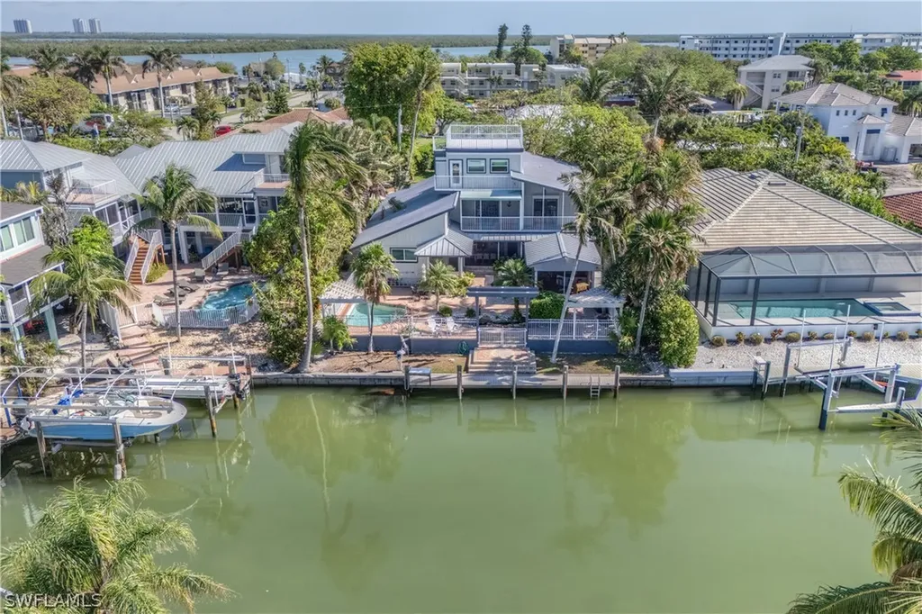 1154 Vernon Place Marco Island FL 34145