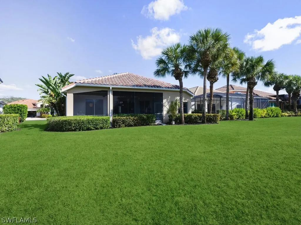 10000 Isola Way Miromar Lakes FL 33913
