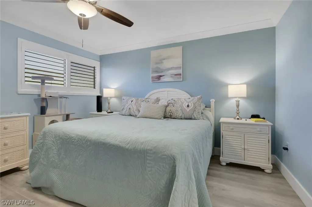 2121 Collier Avenue Fort Myers FL 33901