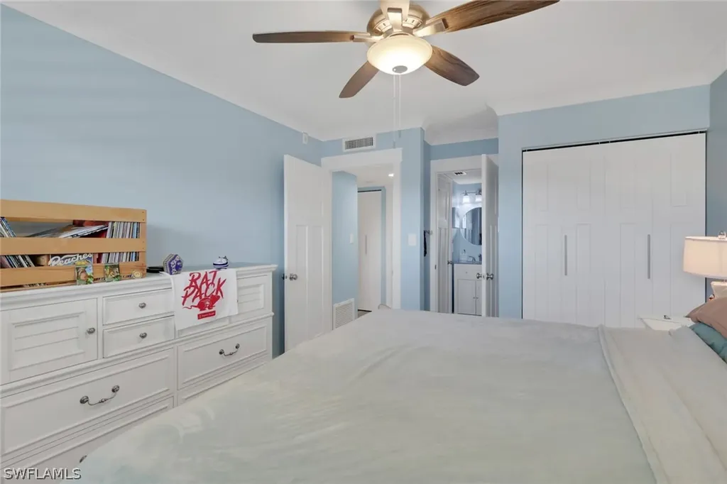 2121 Collier Avenue Fort Myers FL 33901