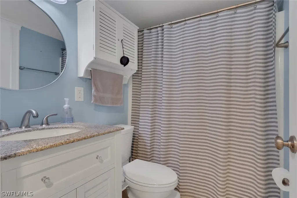 2121 Collier Avenue Fort Myers FL 33901