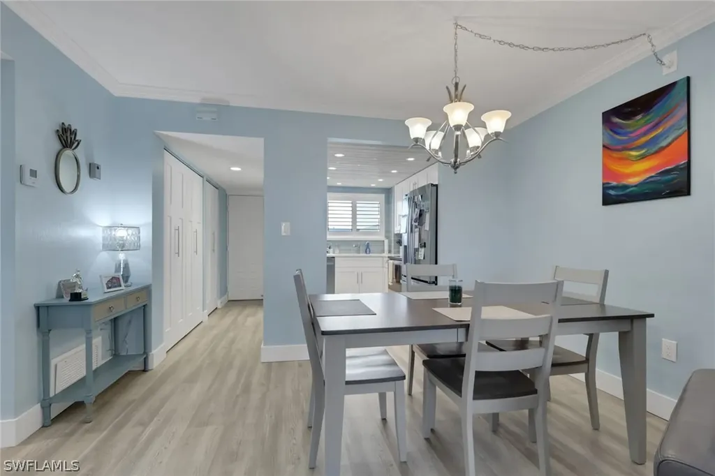 2121 Collier Avenue Fort Myers FL 33901