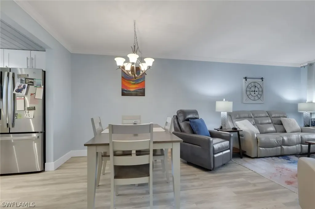 2121 Collier Avenue Fort Myers FL 33901