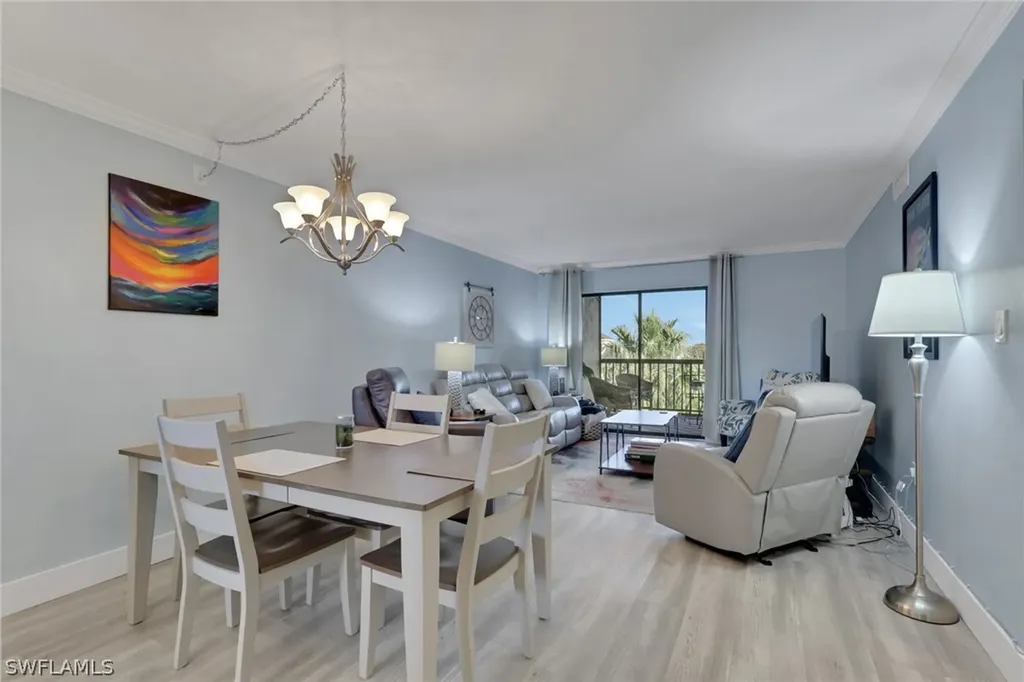 2121 Collier Avenue Fort Myers FL 33901