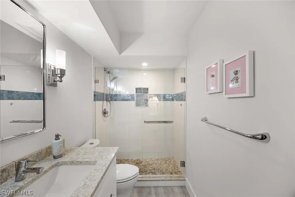 350 Harbour Drive Naples FL 34103
