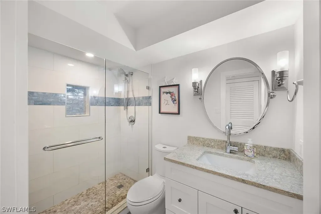 350 Harbour Drive Naples FL 34103