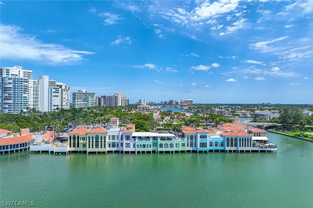 350 Harbour Drive Naples FL 34103