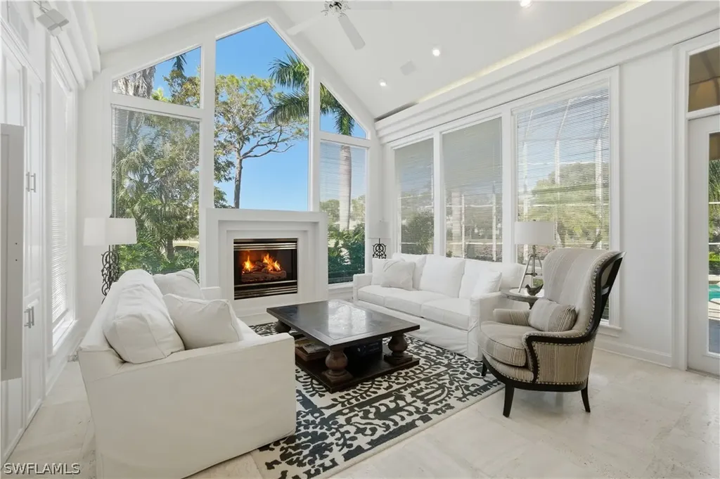 771 Brentwood Point Naples FL 34110