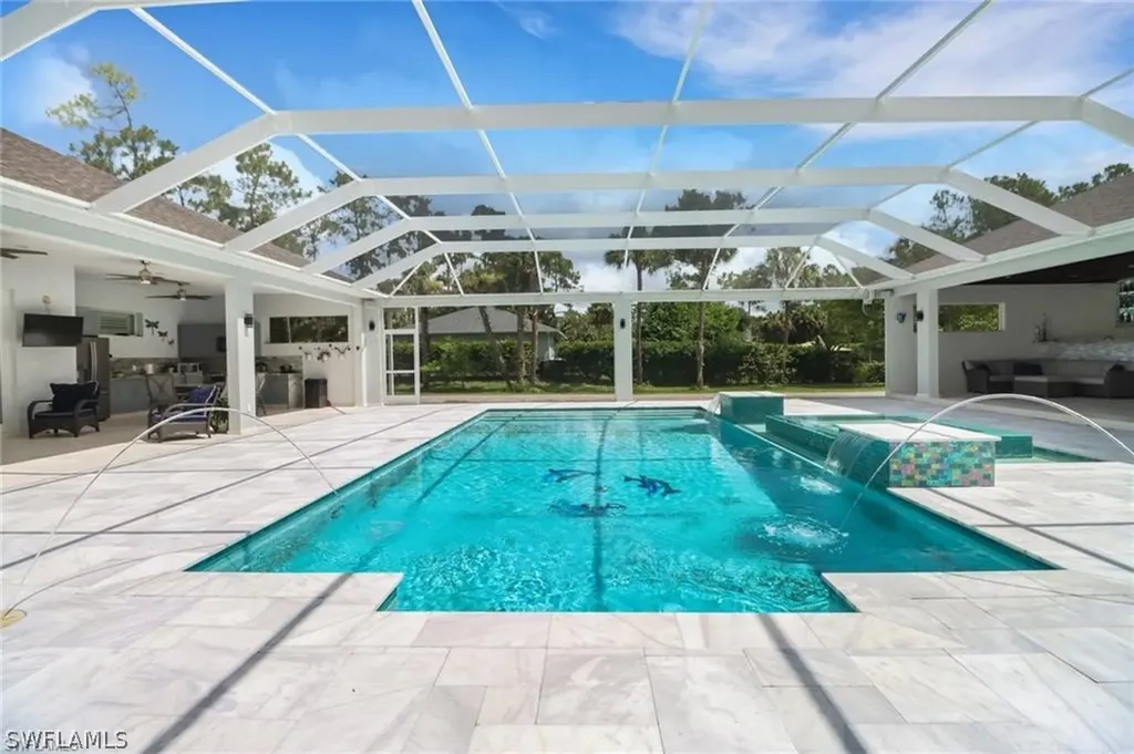 1086 21st Street SW Naples FL 34117