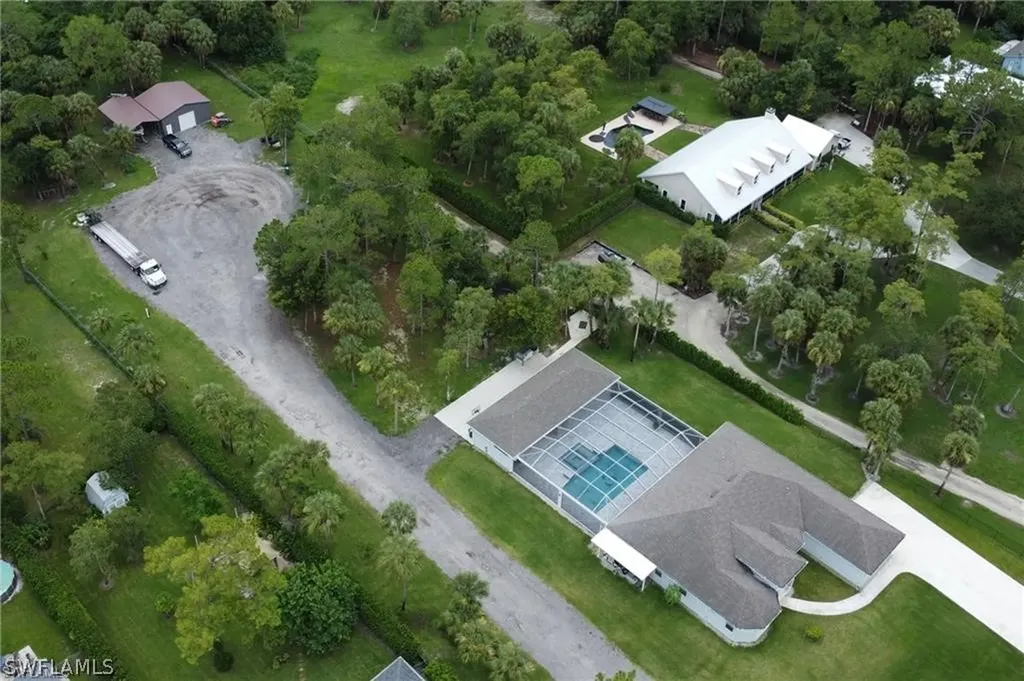 1086 21st Street SW Naples FL 34117
