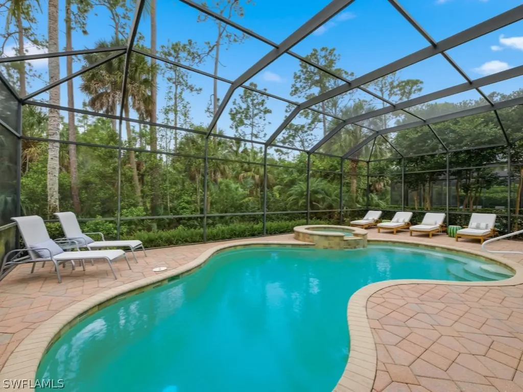 18091 Lagos Way Naples FL 34110
