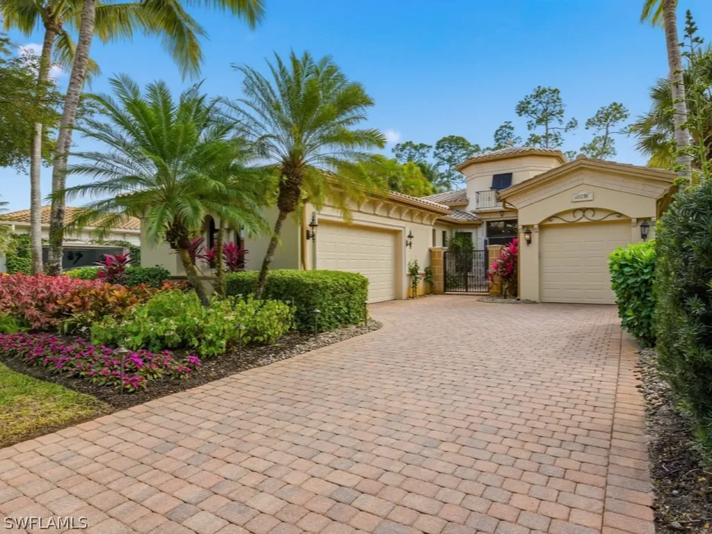 18091 Lagos Way Naples FL 34110