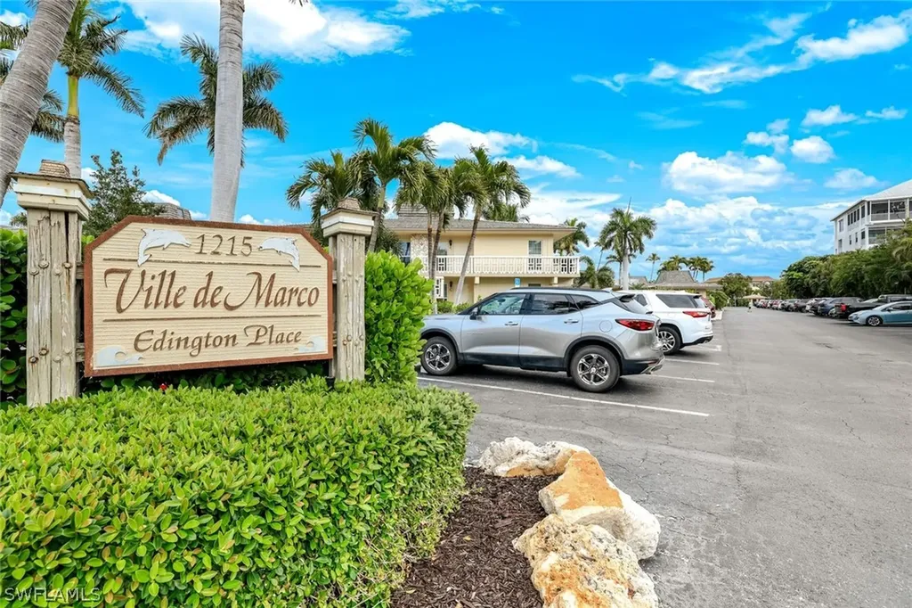 1215 Edington Place Marco Island FL 34145