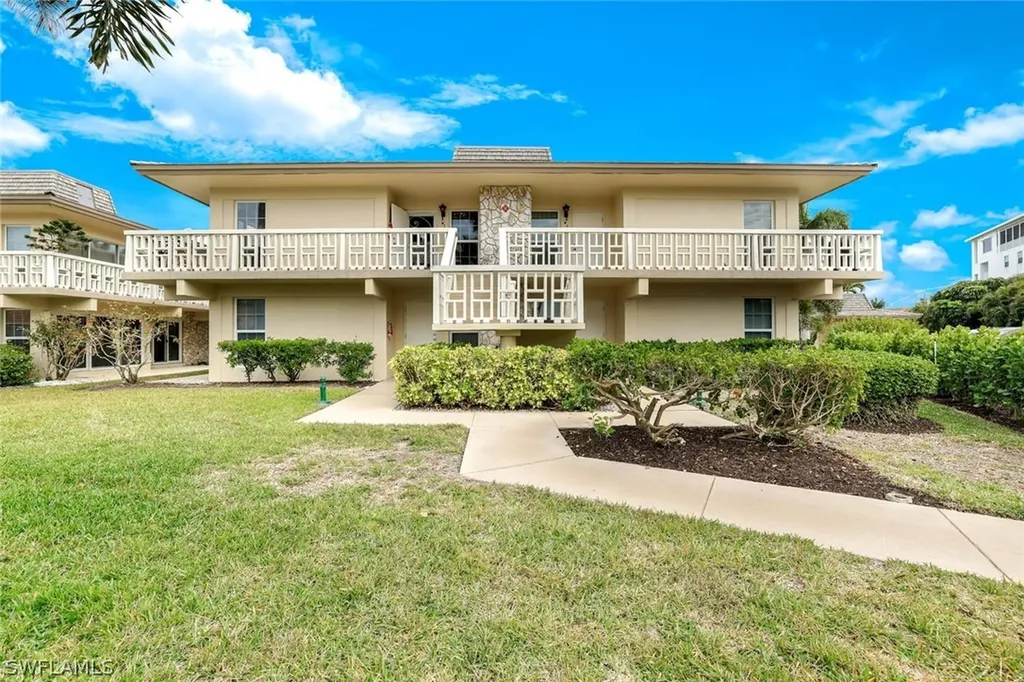 1215 Edington Place Marco Island FL 34145