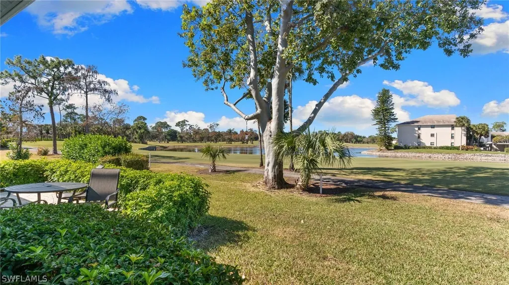 660 Kings Way Naples FL 34104