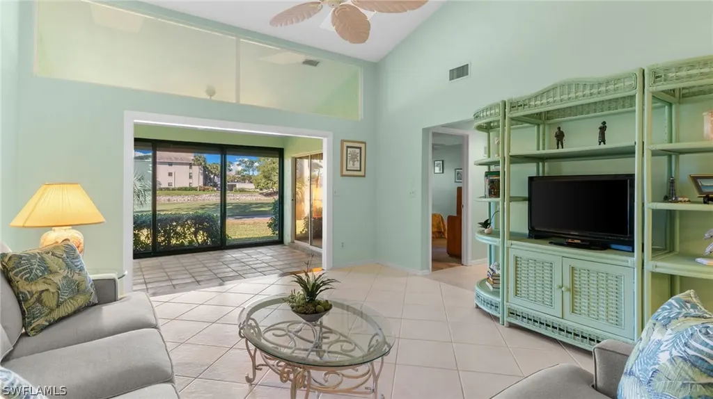 660 Kings Way Naples FL 34104