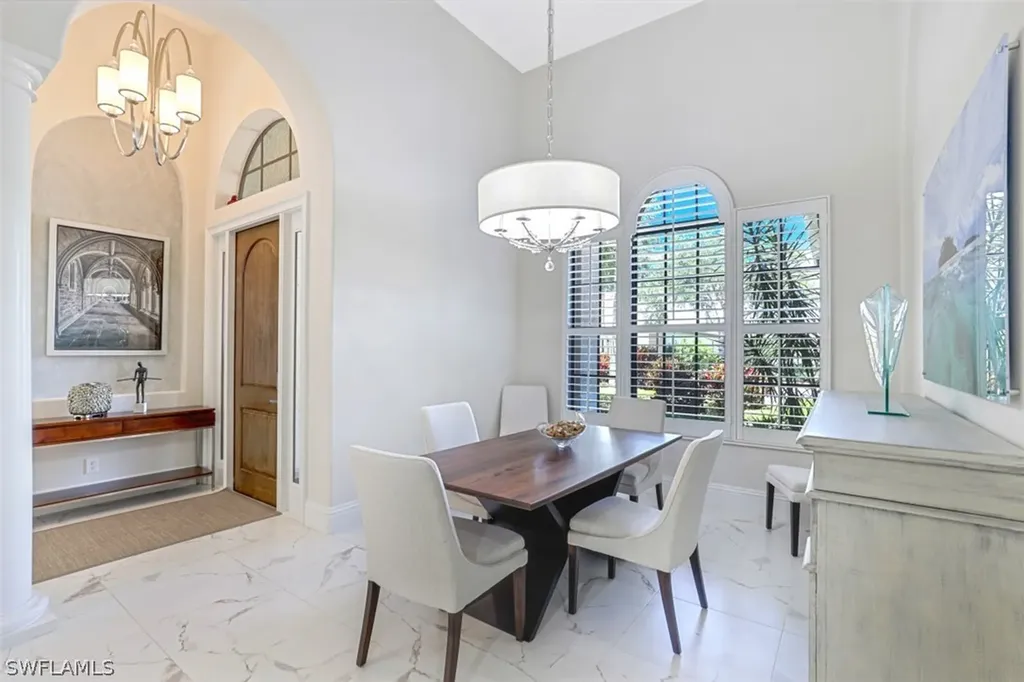 7323 Acorn Way Naples FL 34119