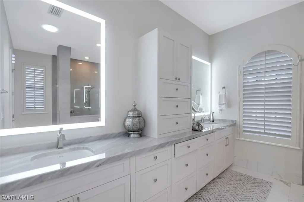 7323 Acorn Way Naples FL 34119
