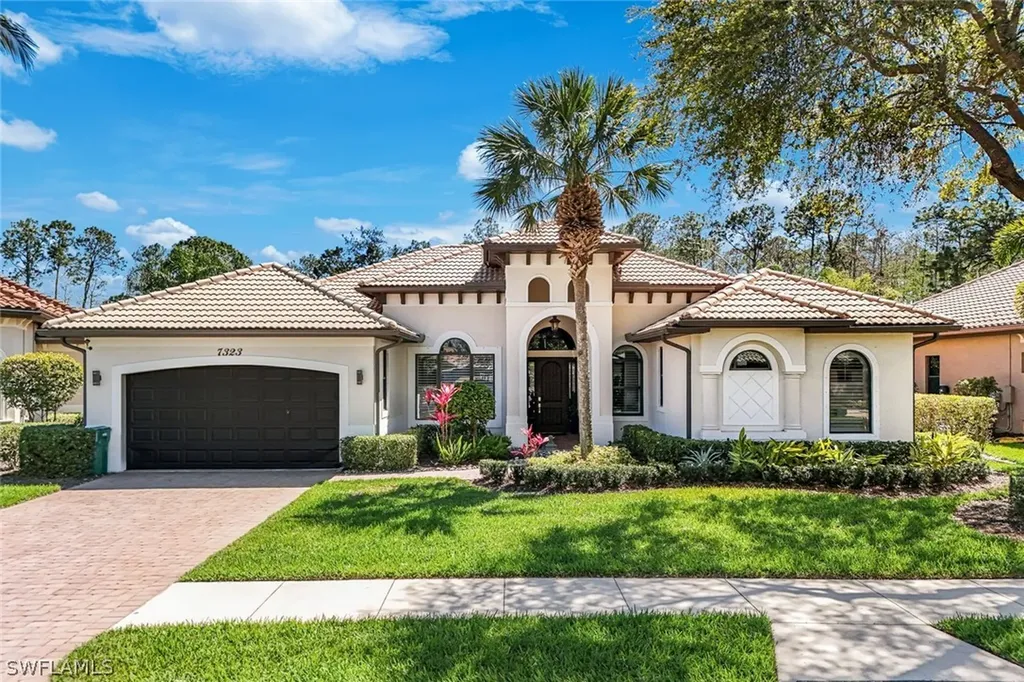 7323 Acorn Way Naples FL 34119