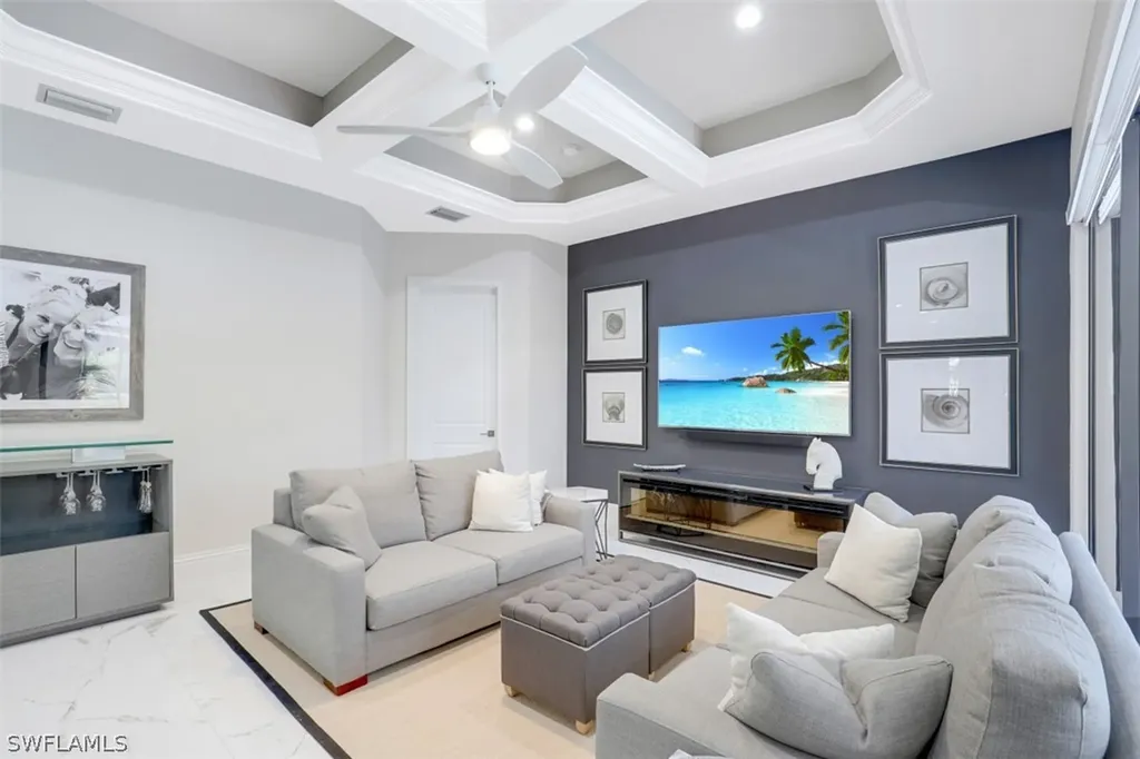 7323 Acorn Way Naples FL 34119