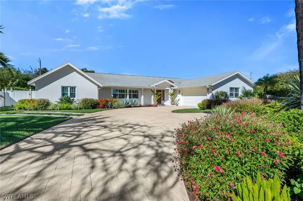 1471 Murex Drive Naples FL 34102