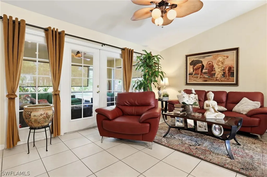 2207 NE 28th Street Cape Coral FL 33909